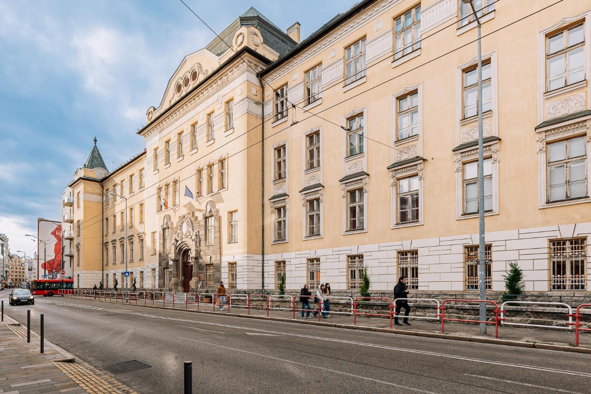 Skau 1 Old Town Family & Business Apartment Free Parking Bratislava Eksteriør bilde